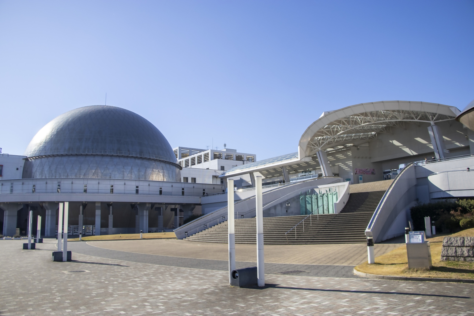 名古屋港水族館 名古屋港水族館の外観の写真