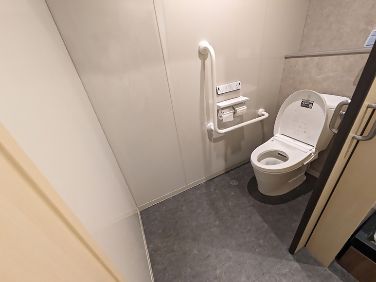 Photo of the portable handicapped-accessible toilet